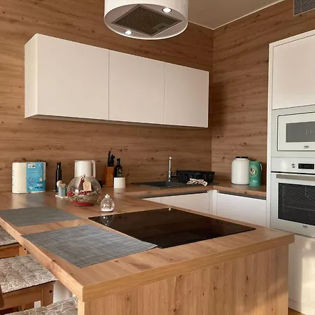 Sag Sky Park Castle Wiev Free Parking Free Wifi Apartment Bratislava