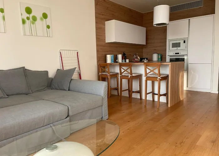 Sag Sky Park Castle Wiev Free Parking Free Wifi ברטיסלאבה