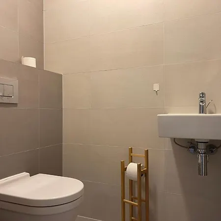 Sag Sky Park Castle Wiev Free Parking Free Wifi